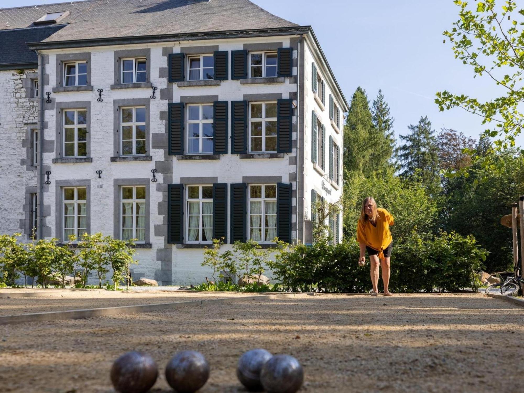 Elegant Apartment In Aywaille Near Forest Exterior photo